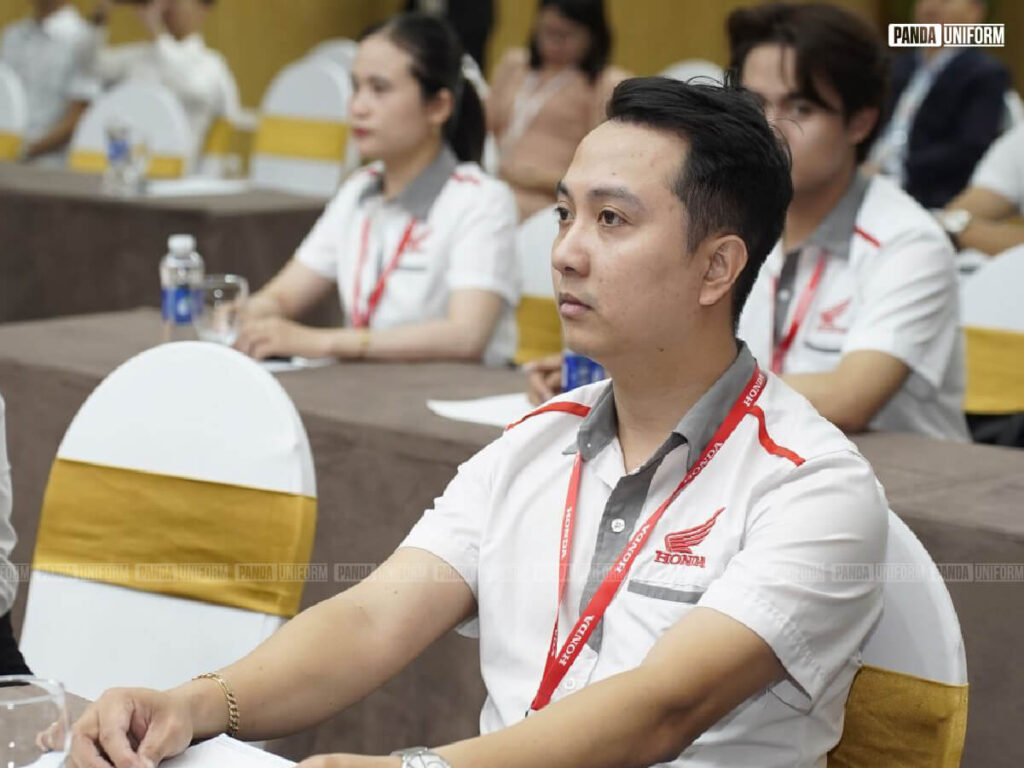 mẫu sơ mi trắng phối màu đồng phục công ty honda