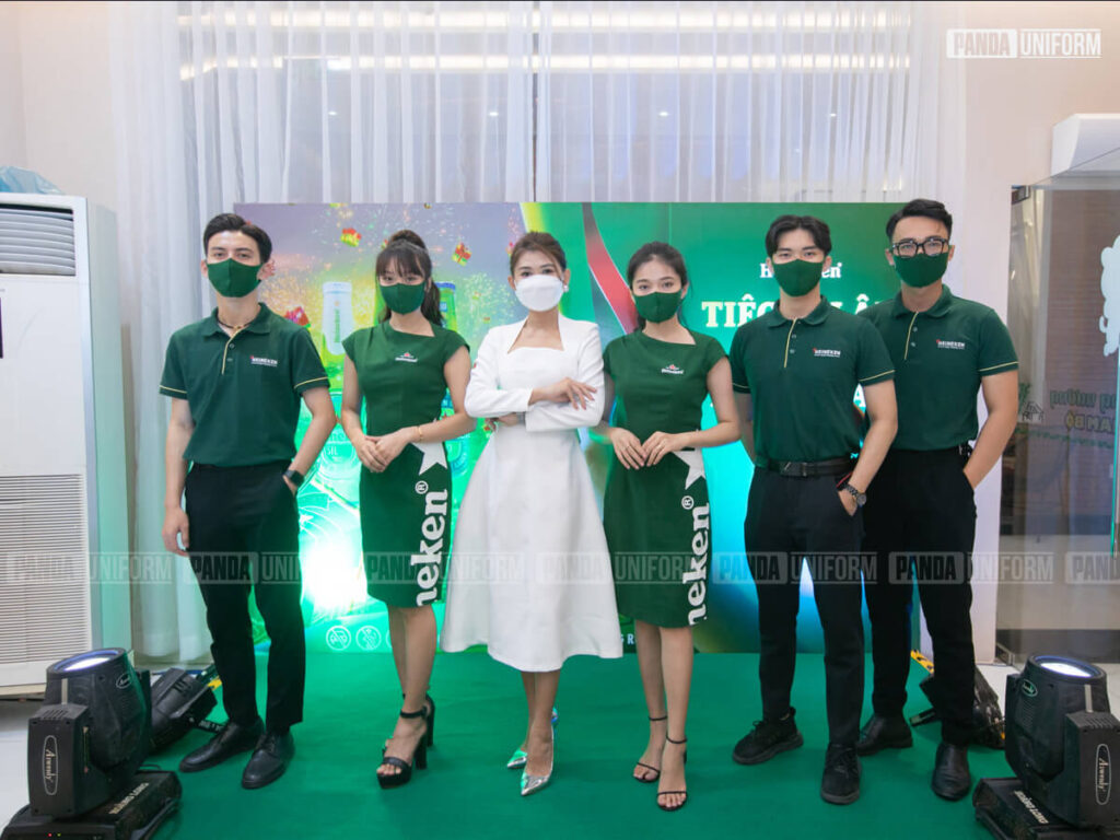 áo đồng phục heineken tựa như “đại sứ thương hiệu”