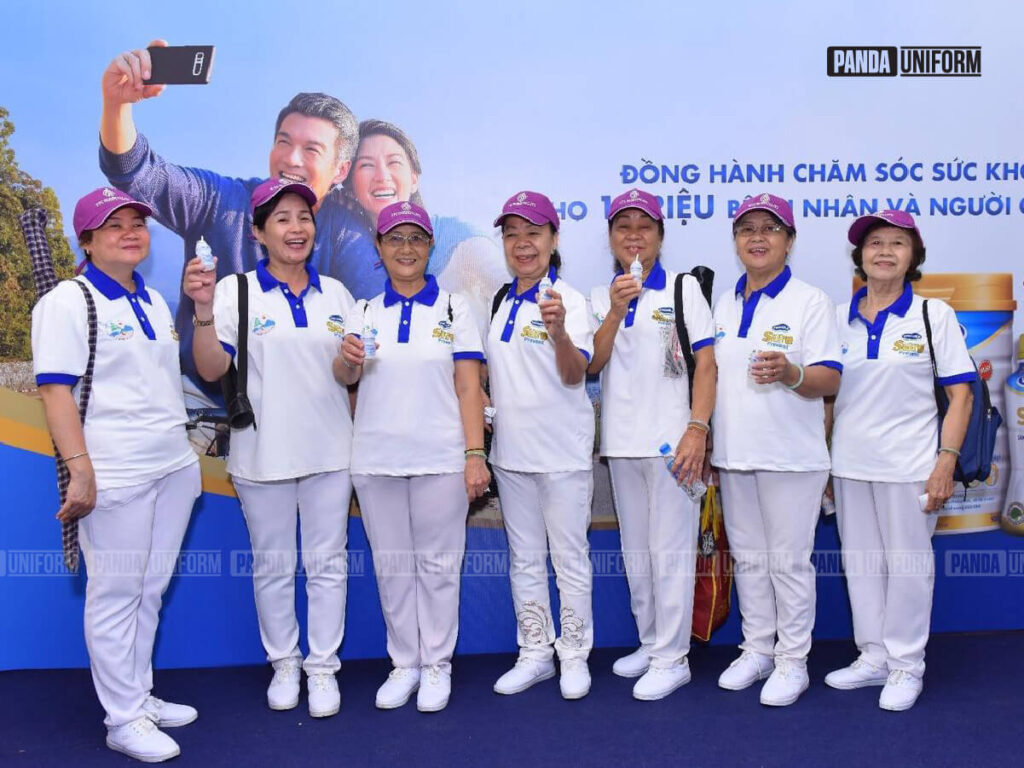 áo polo trắng đồng phục vinamilk đẹp cho đội ngũ