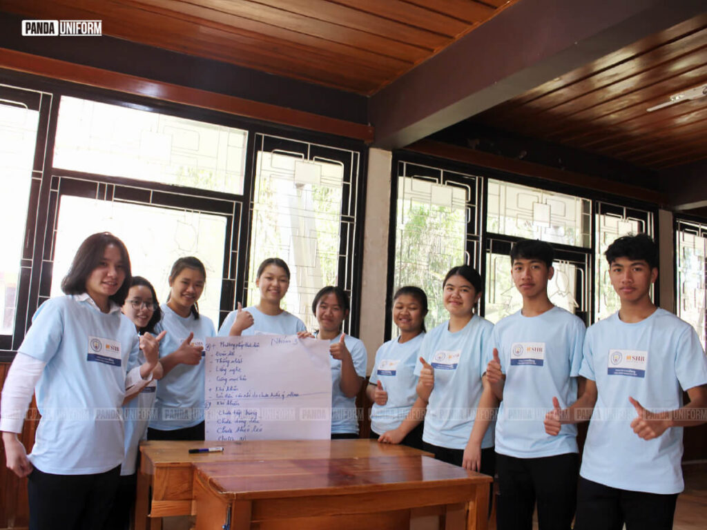 áo thun xanh đồng phục của shb trong sự kiện chắp cánh ước mơ