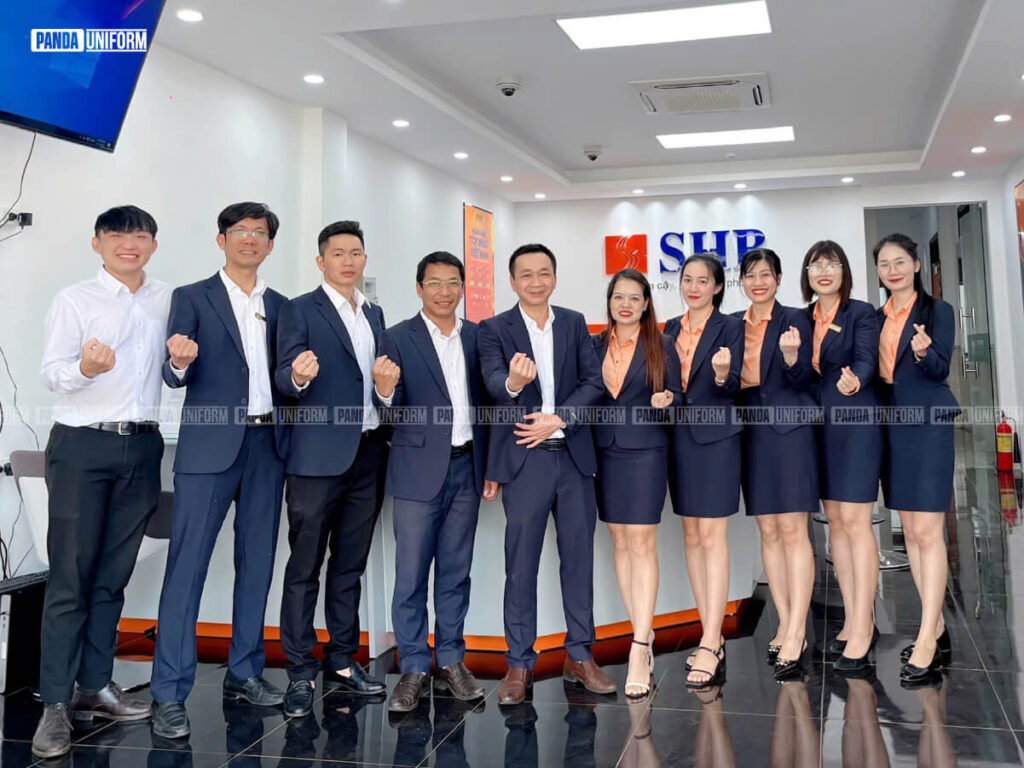 áo vest đồng phục ngân hàng shb chỉn chu, chuyên nghiệp