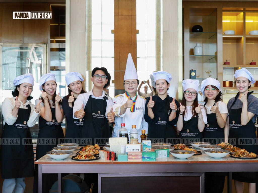 đồng phục bếp khách sạn intercontinental nâng tầm thương hiệu