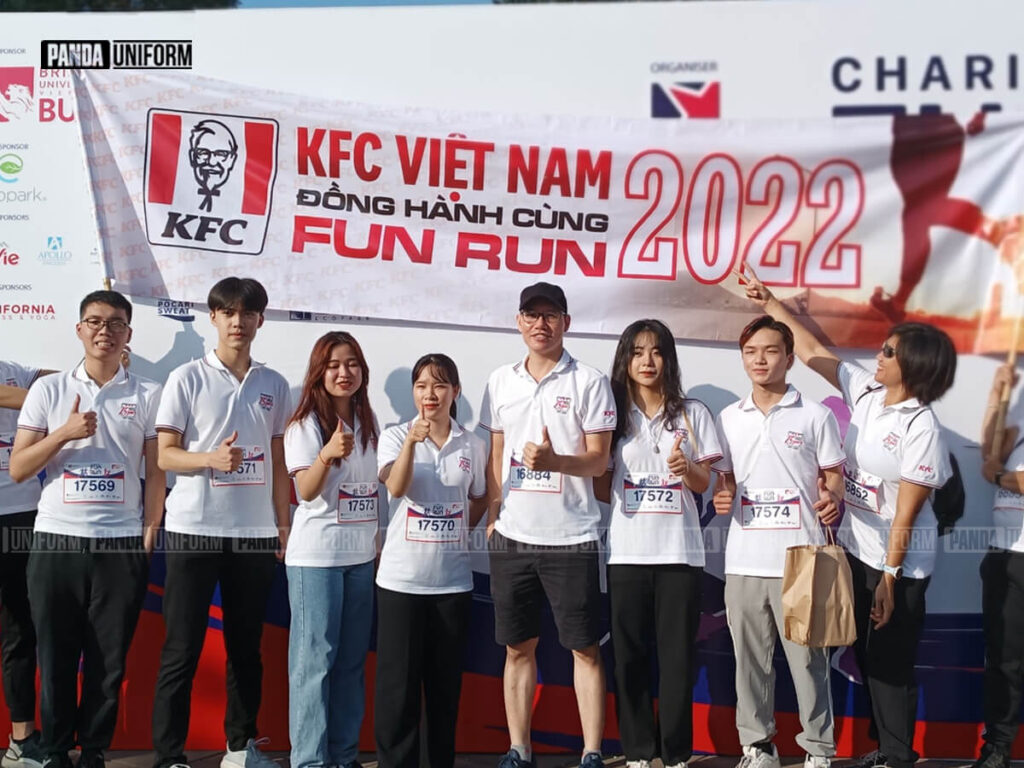đồng phục giải chạy của kfc thiết kế áo thun trắng cổ bẻ