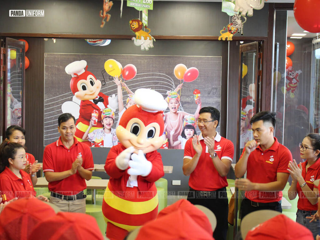 đồng phục jollibee nâng tầm thương hiệu