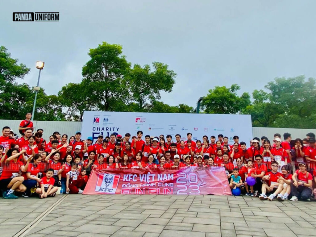 đồng phục kfc gắn kết các thành viên trong doanh nghiệp