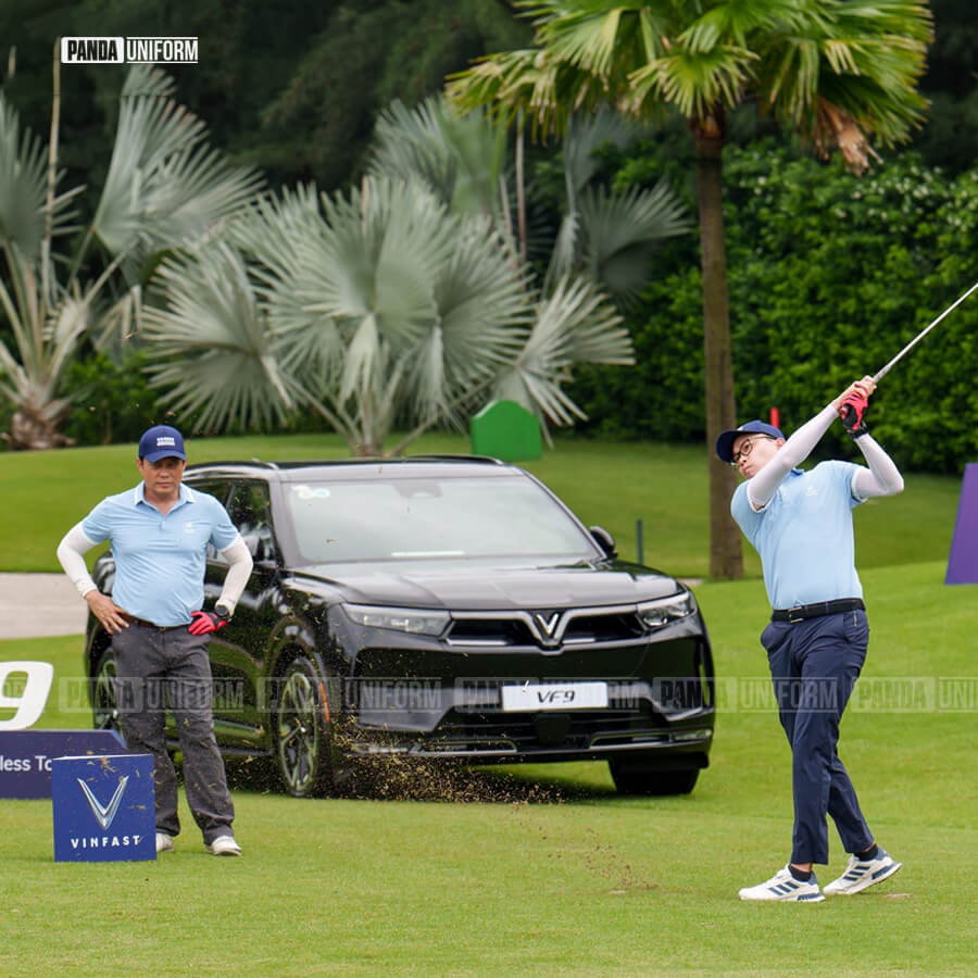 đồng phục vinfast áo giải golf màu xanh đẹp