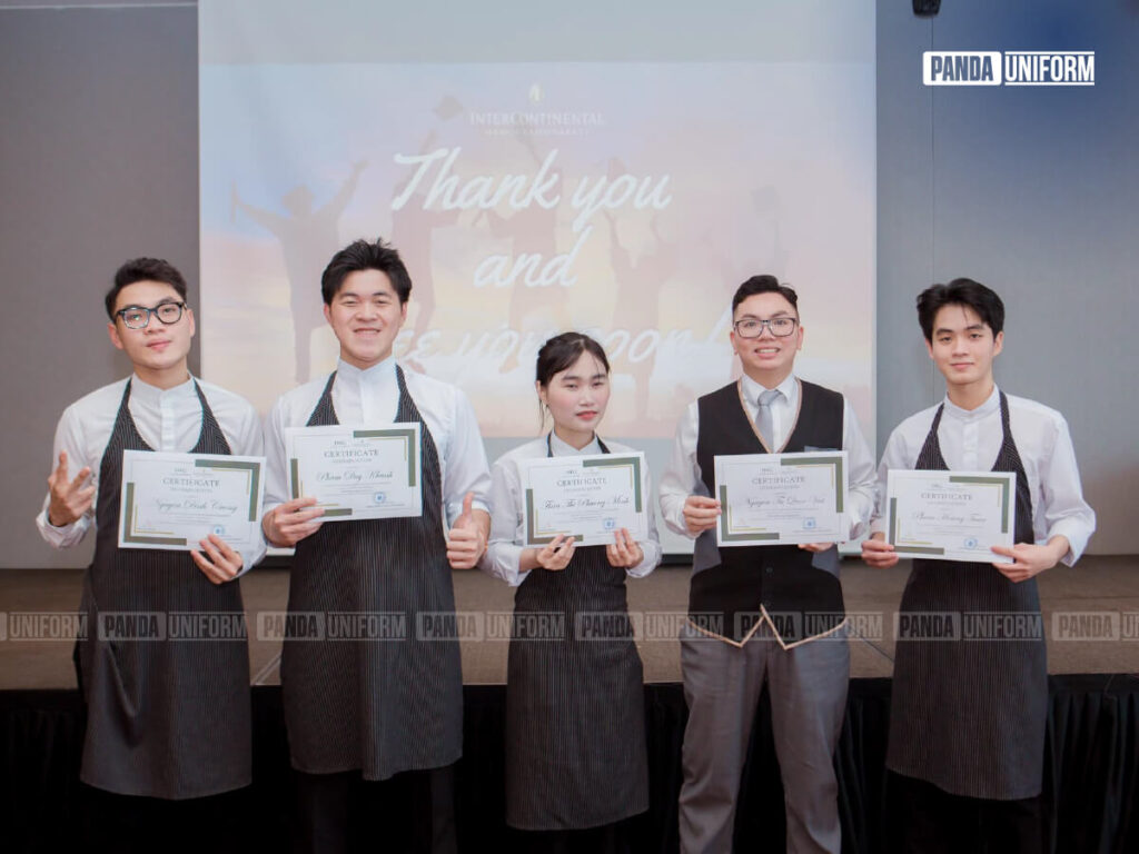 mẫu đồng phục khách sạn intercontinental cho nhân viên tiệc