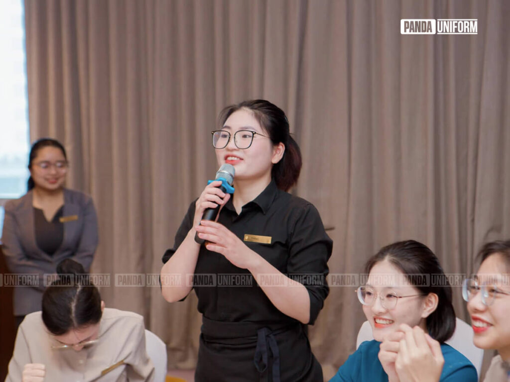 sơ mi đen đồng phục khách sạn intercontinental
