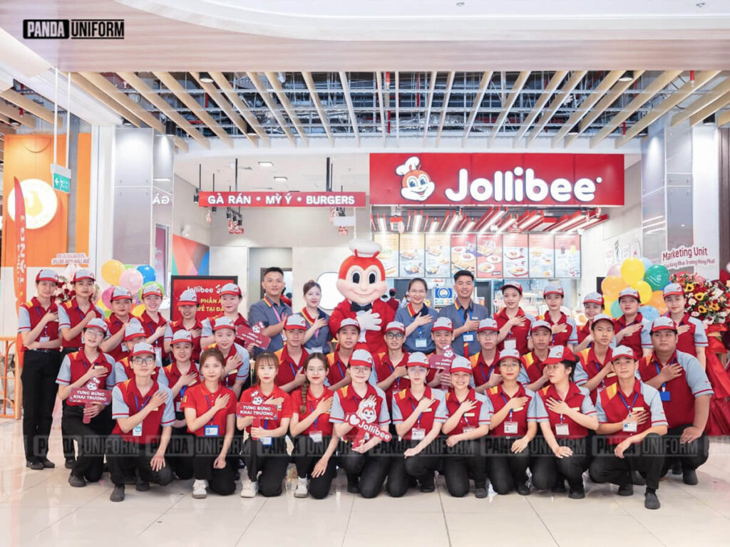 thiết kế sơ mi đồng phục jollibee ấn tượng