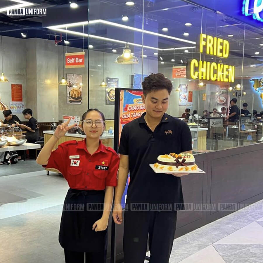 thiết kế tạp dề phối sơ mi - đồng phục dookki cho nhân viên phục vụ