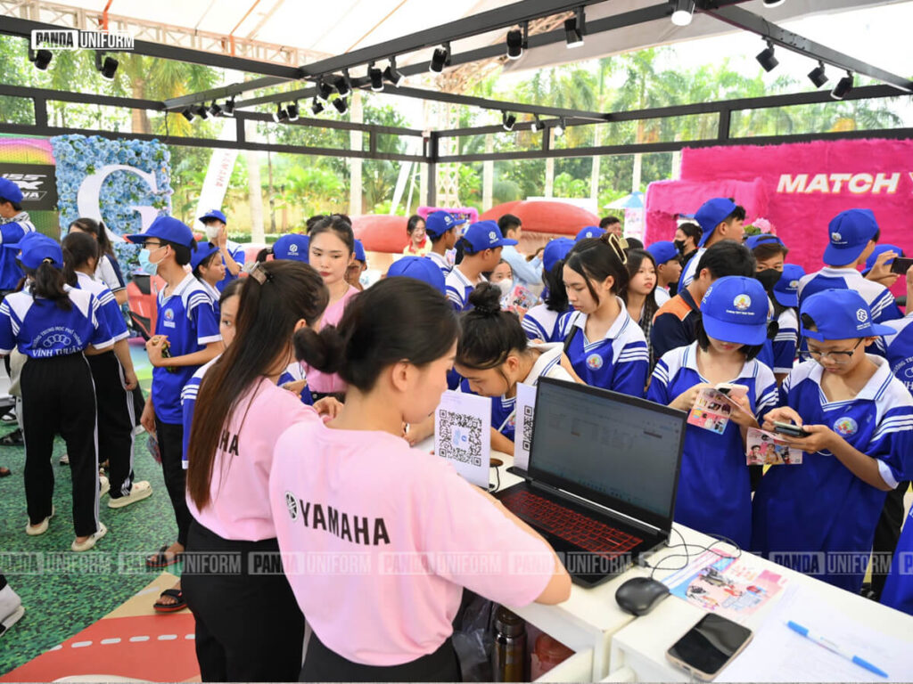 áo thun đồng phục yamaha màu hồng siêu xinh