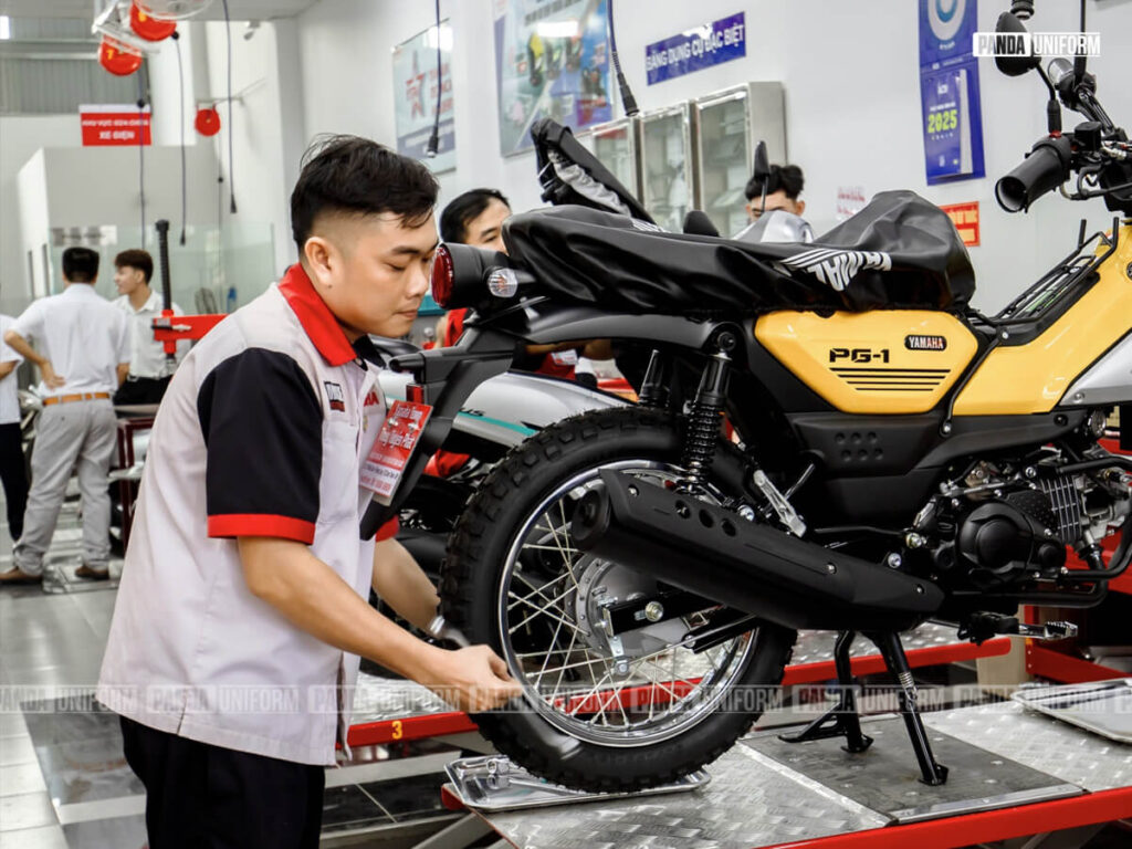 đồng phục kỹ thuật viên của yamaha