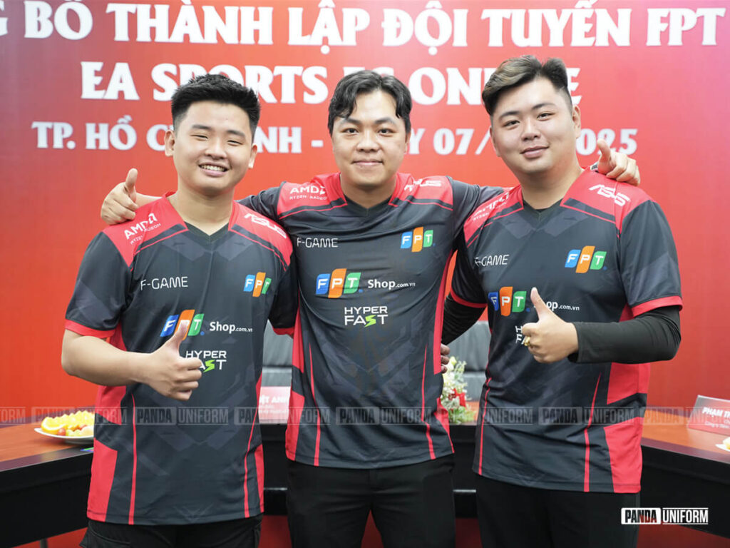 áo esport là một trong các mẫu áo thể thao của fpt shop