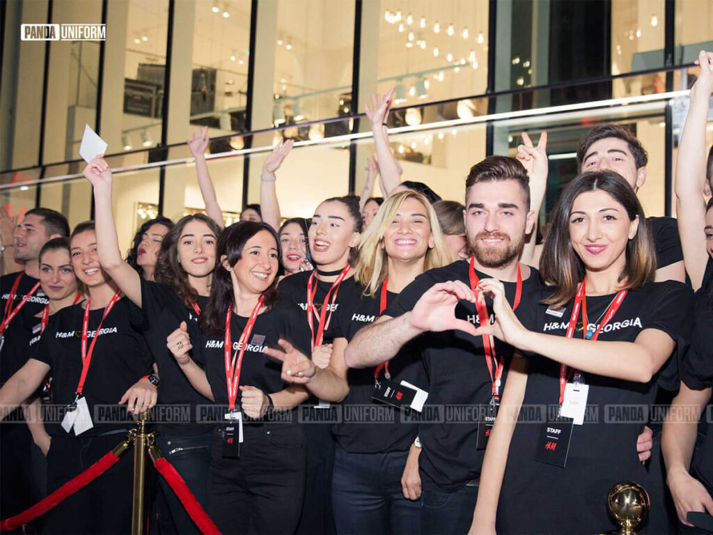 Mẫu đồng phục nhân viên H&M Georgia