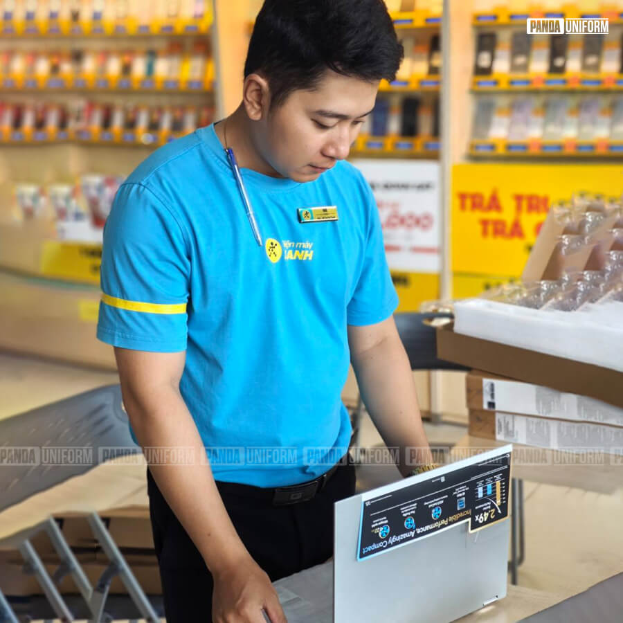 trang phục điện máy xanh tạo dựng hình ảnh đẹp trong mắt khách hàng