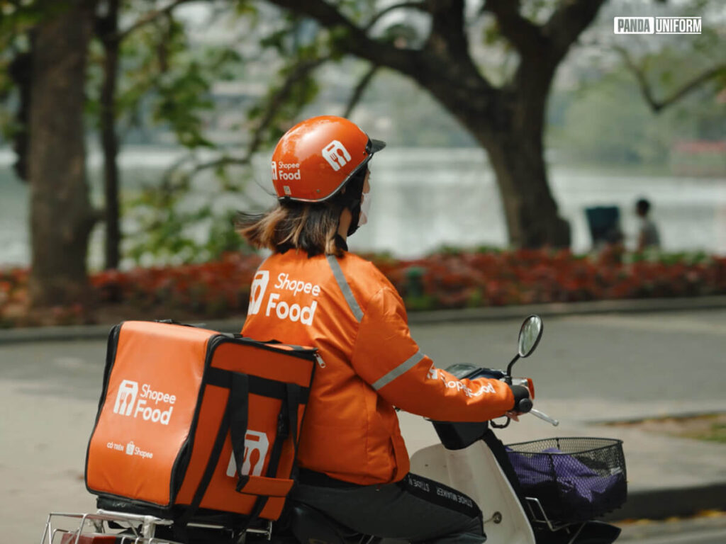 Chất liệu vải dù phù hợp cho sản phẩm áo khoác gió đồng phục Shopee