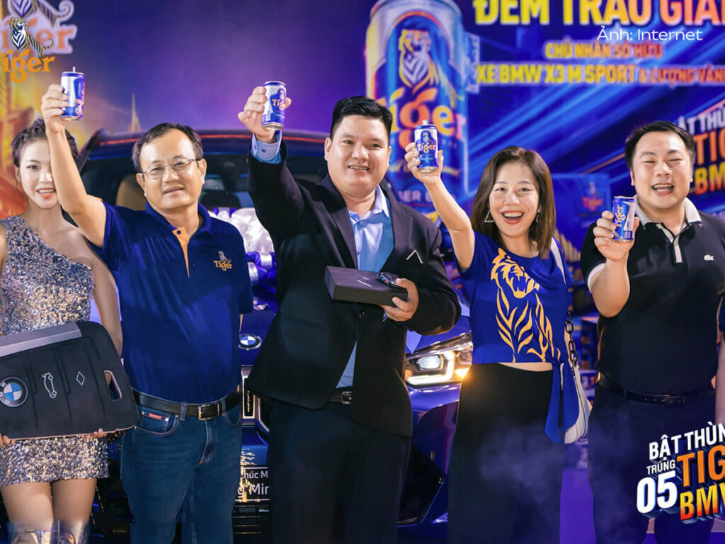 Áo croptop xanh đồng phục Bia Tiger