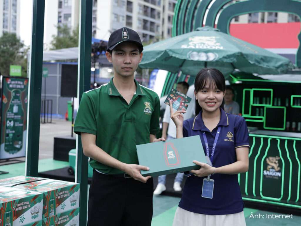 Áo polo đồng phục Bia Sài Gòn Special cho bộ phận tổ chức sự kiện