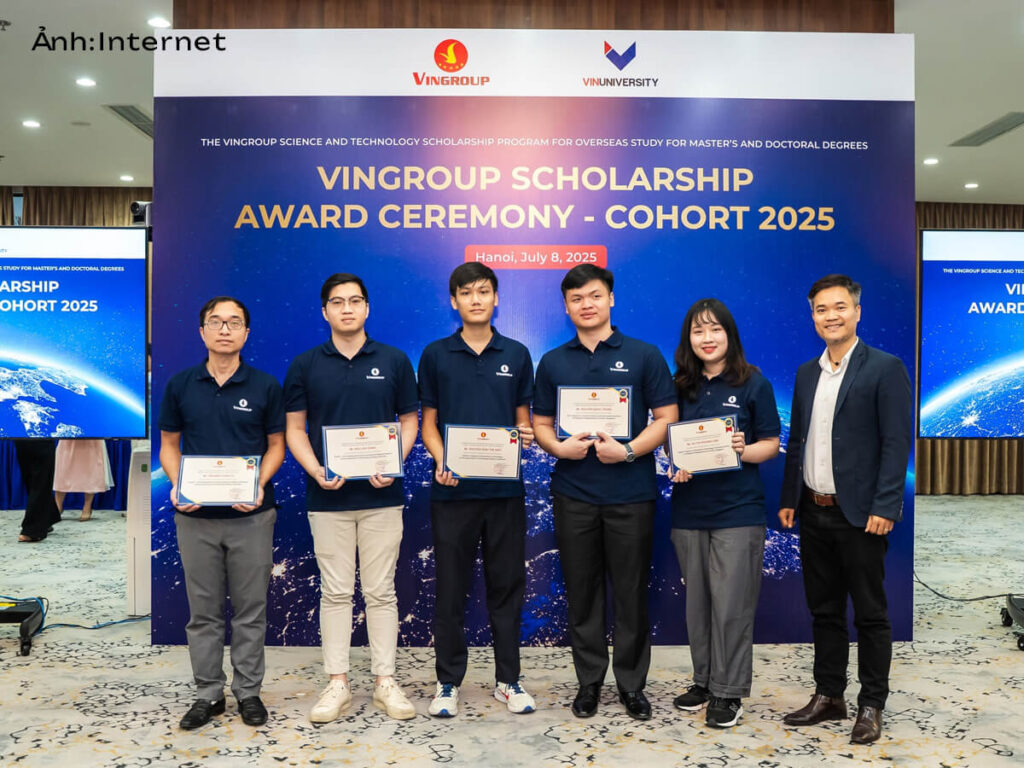 Áo polo đồng phục Vingroup