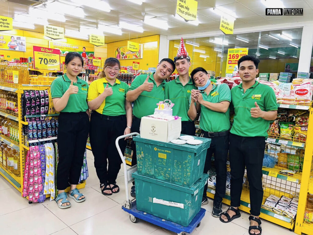 Đồng phục nhân viên Bách hóa Xanh tạo nhận diện thương hiệu