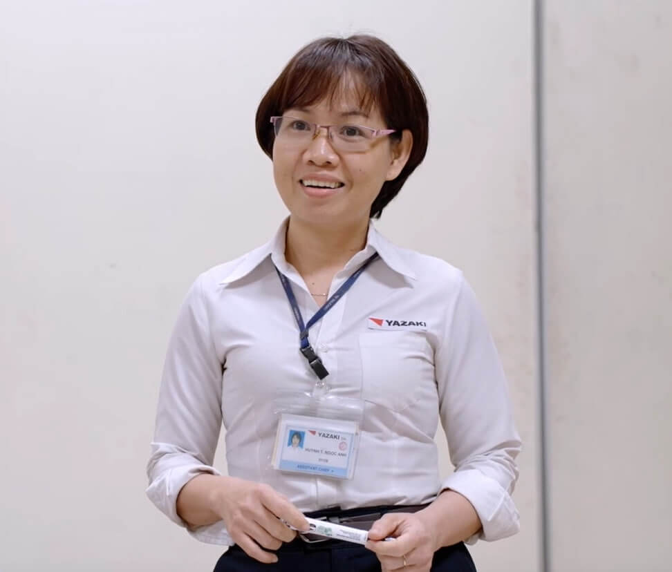 Áo sơ mi đồng phục công ty Yazaki màu trắng