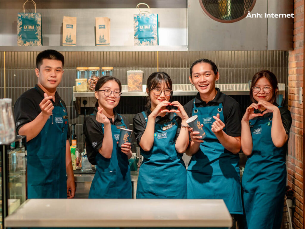 Tạp dề đồng phục Katinat màu xanh phiên bản cũ