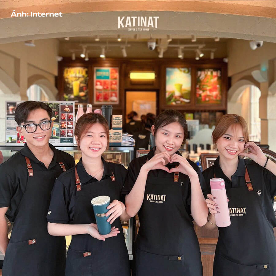 Tạp dề đồng phục Katinat màu đen phiên bản mới