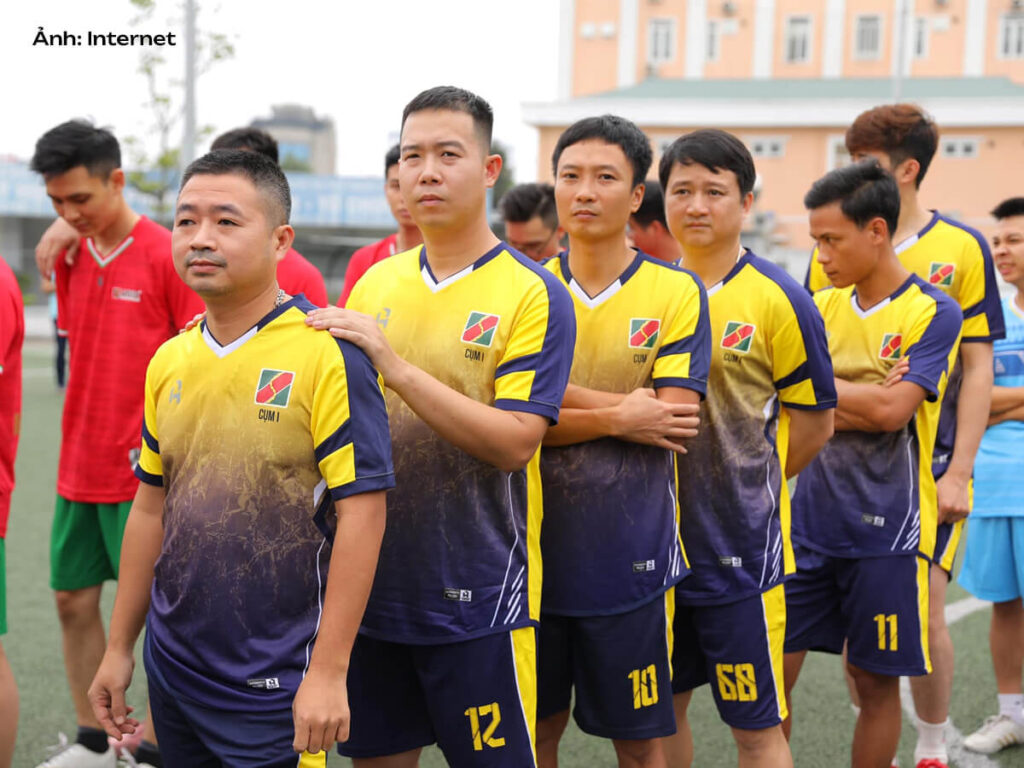 Áo thun đồng phục Agribank màu vàng - tím cho giải bóng đá giao lưu