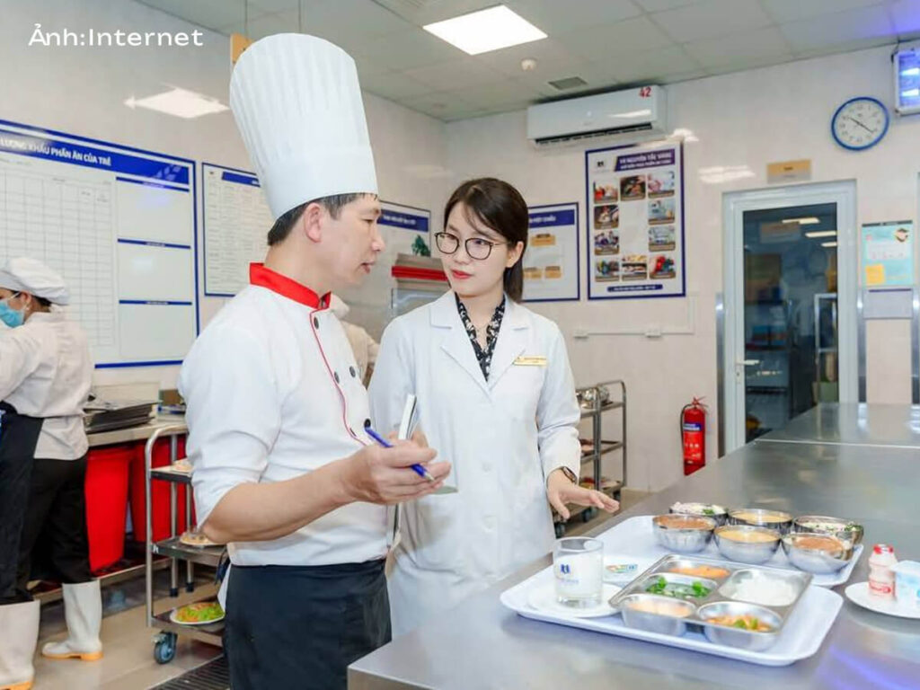 Đồng phục Vingroup với tinh thần “mãi mãi khởi nghiệp” của tập đoàn Vingroup