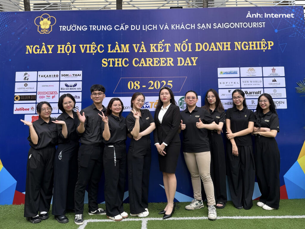 Chất liệu vải Kate là một trong những chất liệu phù hợp nhất với áo sơ mi Katinat