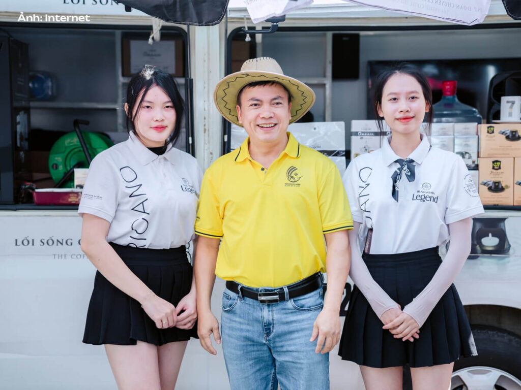 Trang phục truyền thông sản phẩm cà phê Americano