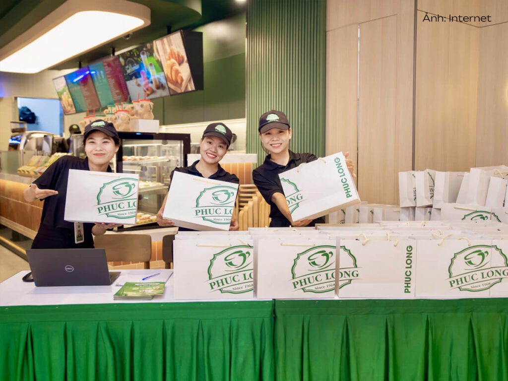 Panda tiến hành sản xuất đơn hàng sau khi đã duyệt bản demo