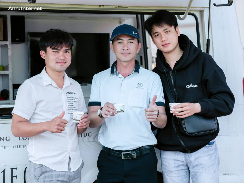 Áo đồng phục Polo Trung Nguyên Legend