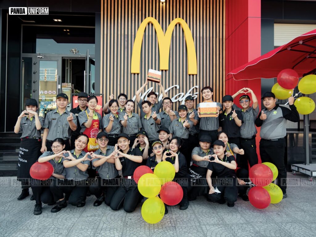 Đồng phục McDonald’s - Công cụ truyền thông thương hiệu hiệu quả